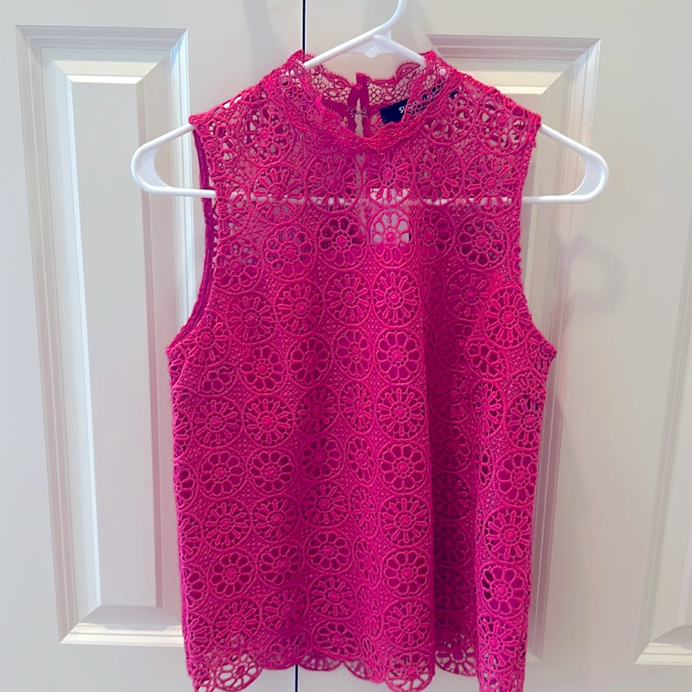 Hot pink fuschia women’s top size small